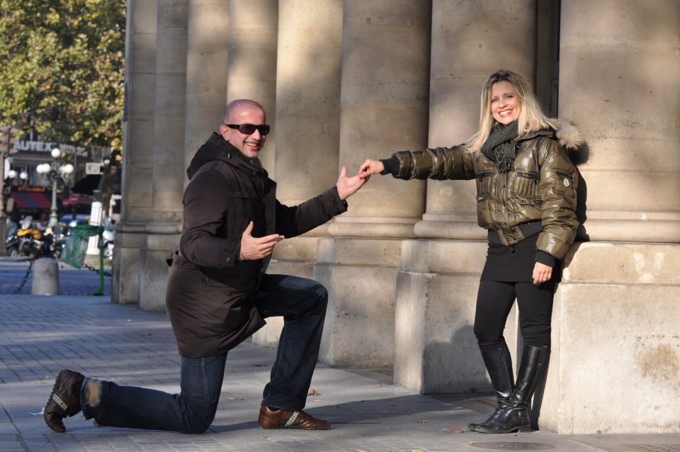 Paris 2-Hour Private Walking Tour With a Photographer - Key Points