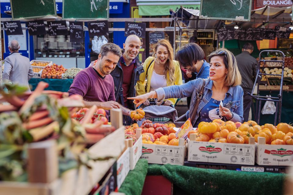 Paris: Breakfast at Market & City Tour With Local Guide - Key Points