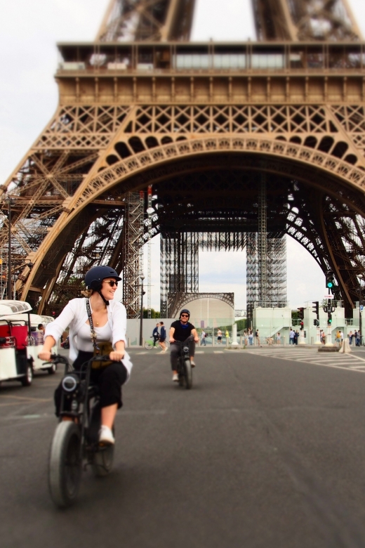 Paris: City Highlights Private Electric Bike Tour With Video - Key Points