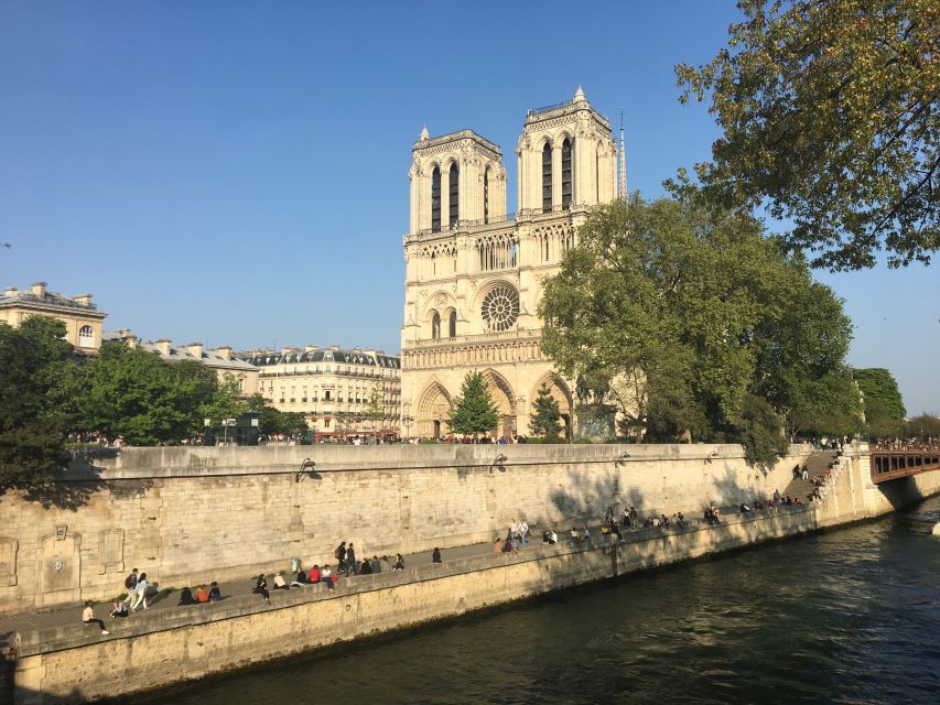 Paris: Explore the Île De La Cité With a Local - Key Points