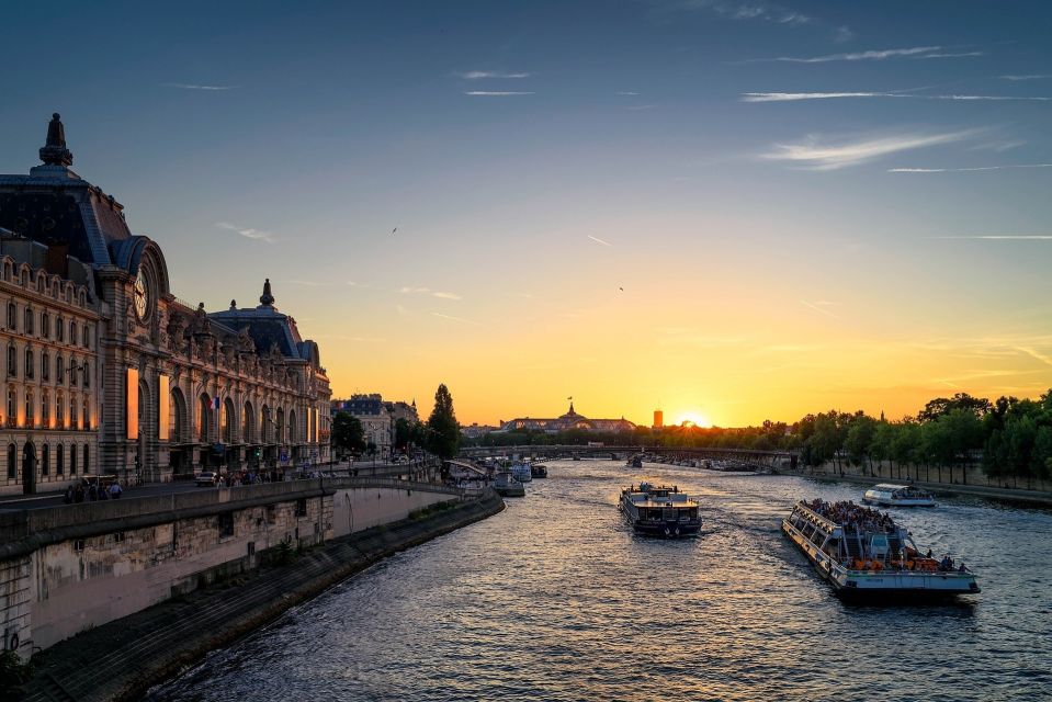 Paris: Private Family Tour and Seine River Cruise - Key Points