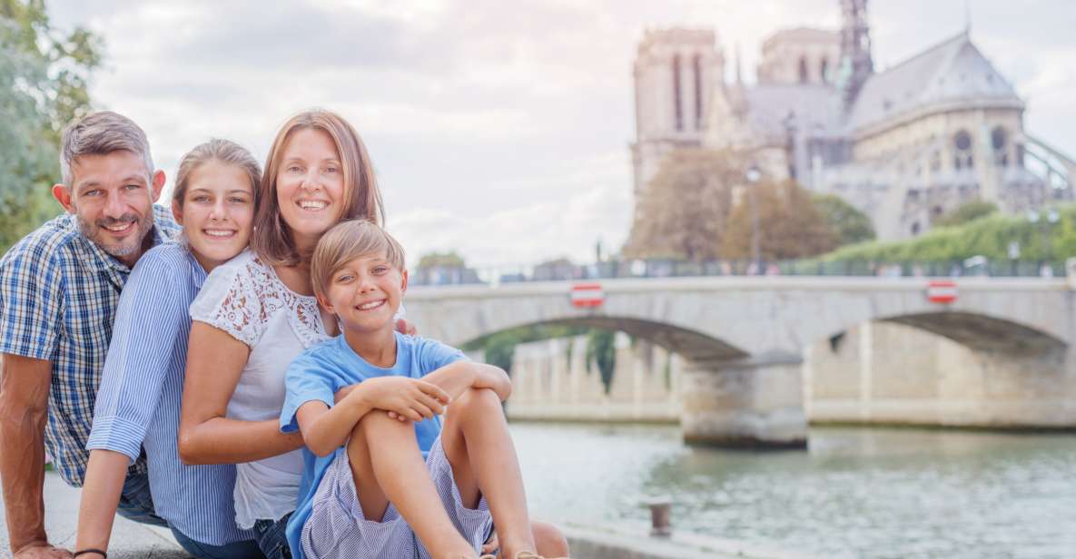 Paris: Private Museum and Highlights Tour for Families - Key Points