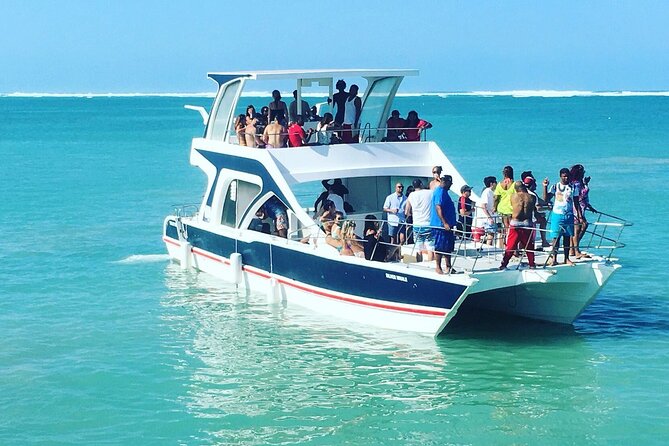 Party Boat / Catamaran Party in Punta Cana / Free Drinks - Included Activities and Amenities