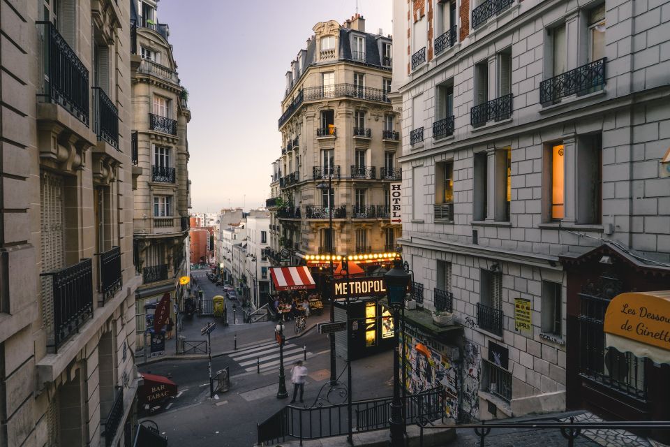 Photo Tour: Paris Hidden Gems - Key Points