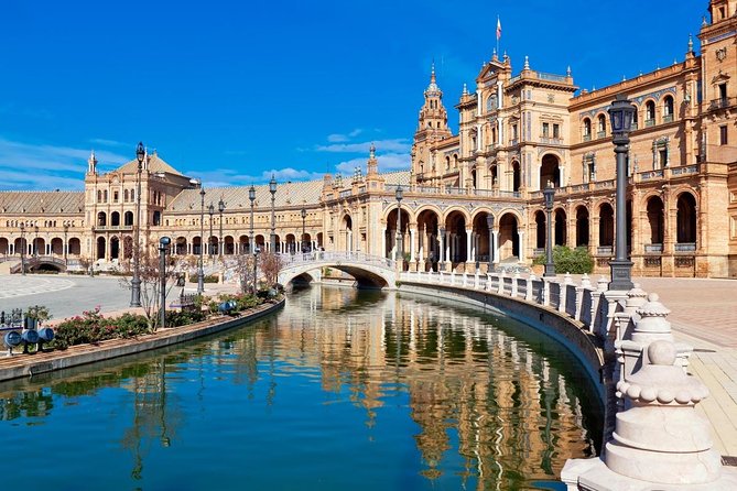 Photo Tour Session in Seville - Key Points