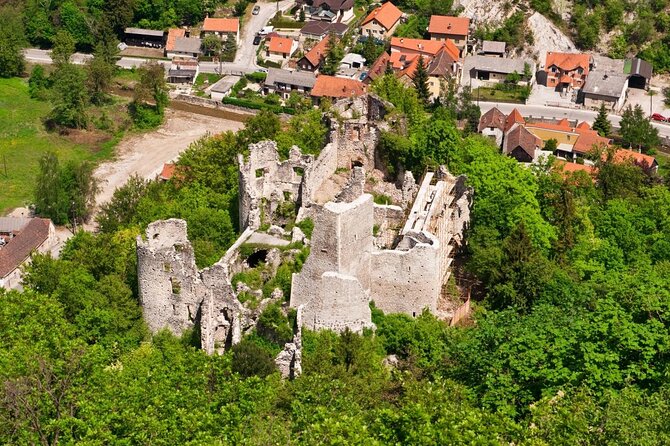 Picturesque Samobor & Samobor Castle Half-day Tour - Key Points