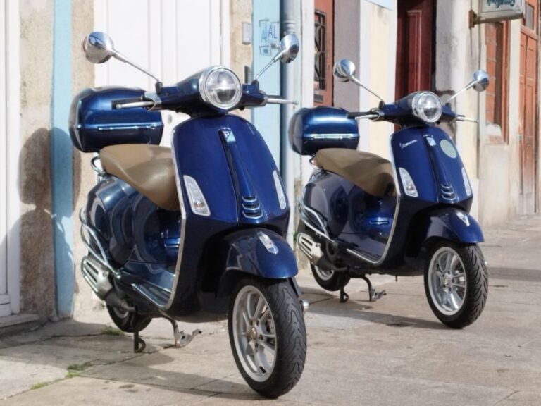 Porto: Vespa Rental (125) Included Features