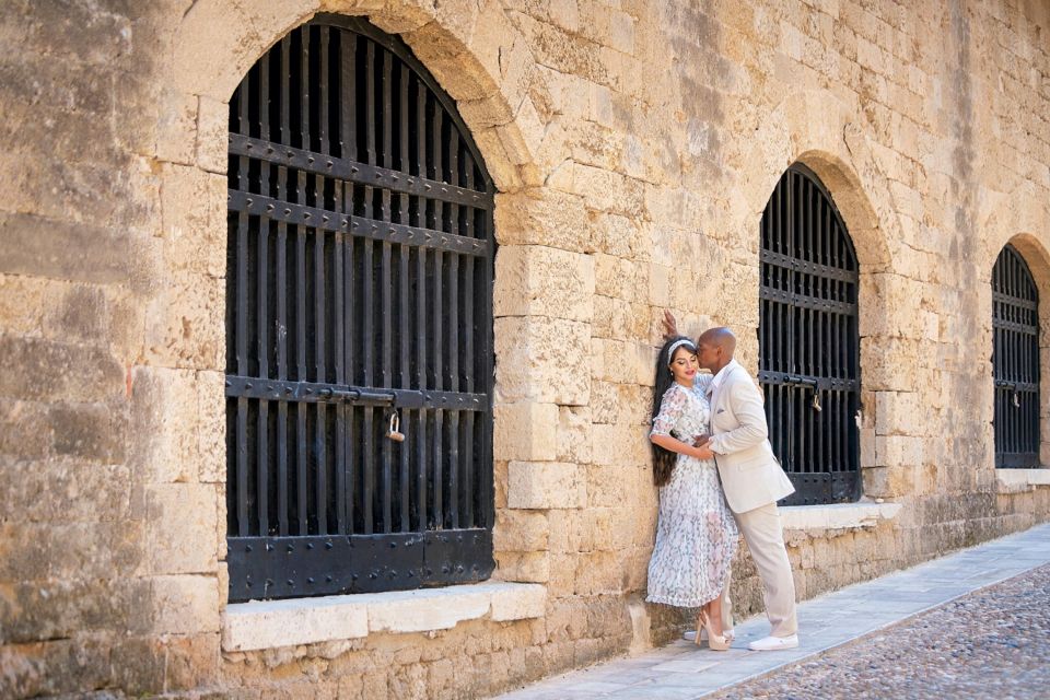 Portraits in Rhodes: Provate Vacation Photographer Tour - Key Points