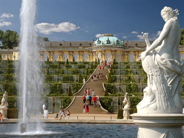 Potsdam: Sanssouci Palace Guided Tour From Berlin - Key Points