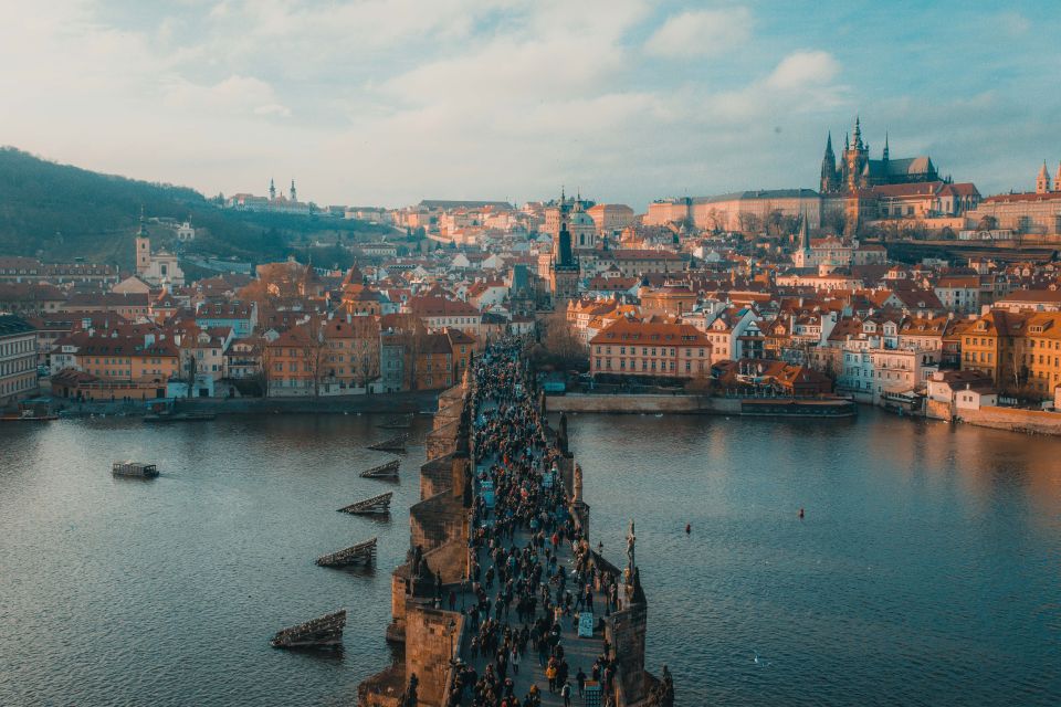 Prague: Express Walk With a Local in 90 Minutes - Key Points