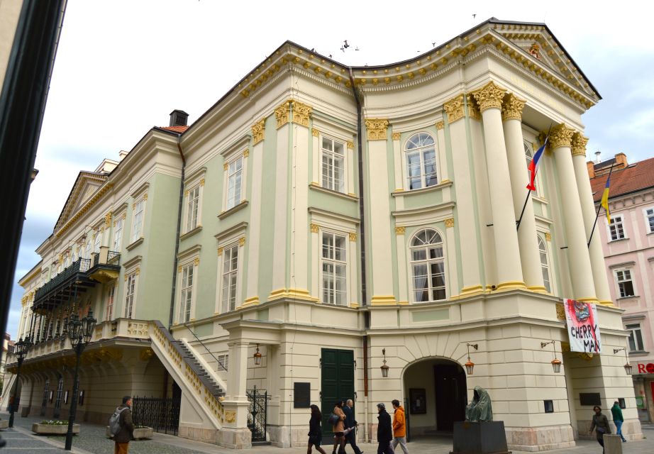 Prague: National Museum Ticket & Online Audioguide City Tour - Key Points