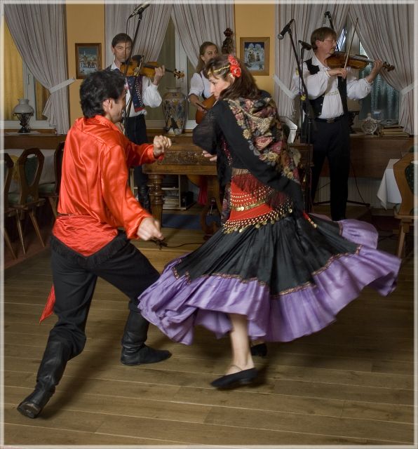 Prague: Traditional Folklore Evening With Dinner & Music - Key Points