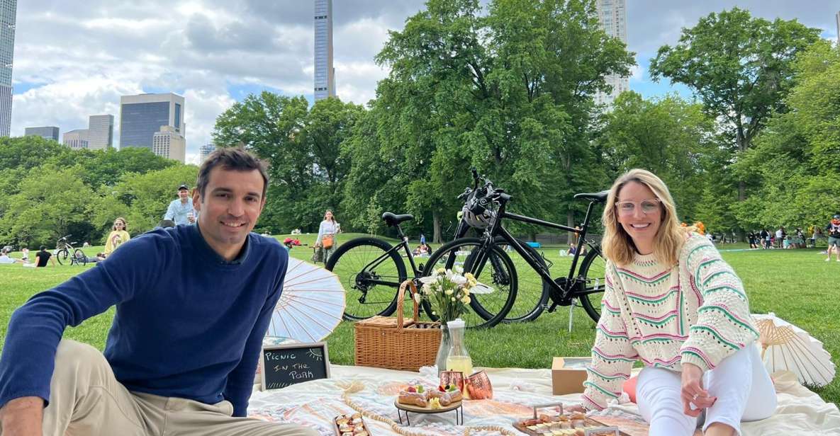 Private Central Park Bike Tour and Luxurious Picnic - Key Points