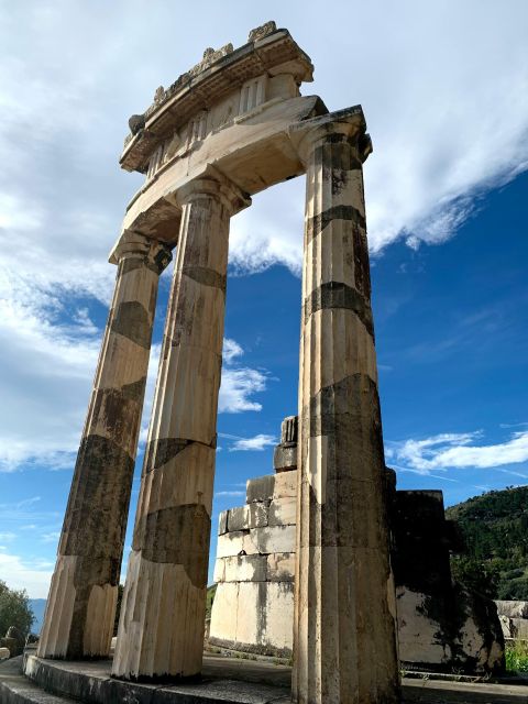 Private Day Trip to Delphi and Arachova From Athens - Key Points