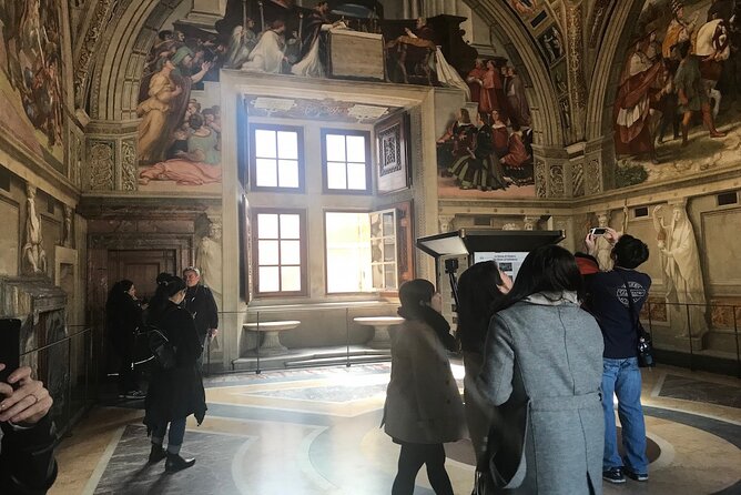 Private Early Morning Express Tour Sistine Chapel, Raphael Rooms - Key Points