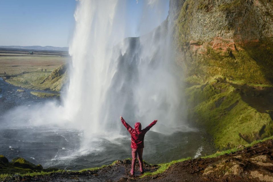 Private Icelands South Coast + Glacier Hike Captured - Key Points