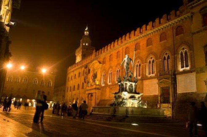 Private or Semi-Private Tour of the Historic Center of Bologna - Key Points