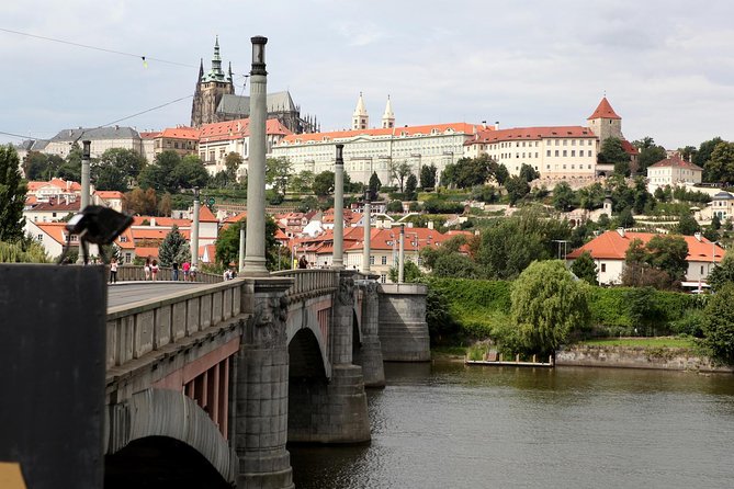 Private Prague Castle and Castle District Tour - Key Points