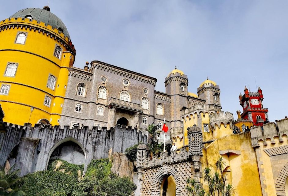 Private Tour - Sintra, Cabo Da Roca & Cascais (Up to 4 Pax) - Key Points