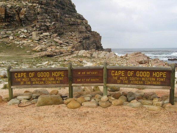 Private Tour: Table Mountain, Penguin Colony & Cape of Good Hope Incl. Park Fees - Key Points