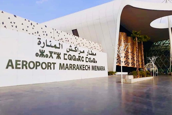 Private Transfer From Marrakech Hotels and Riads to Menara Airport - Key Points