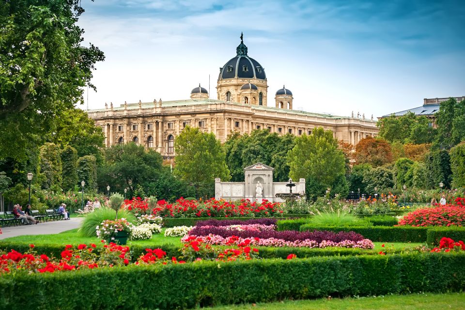 Private Transfer From Vienna to Budapest - Key Points