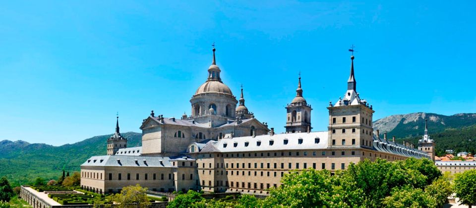 Private VIP Visit El Escorial Palace, Monastery and Gardens - Key Points