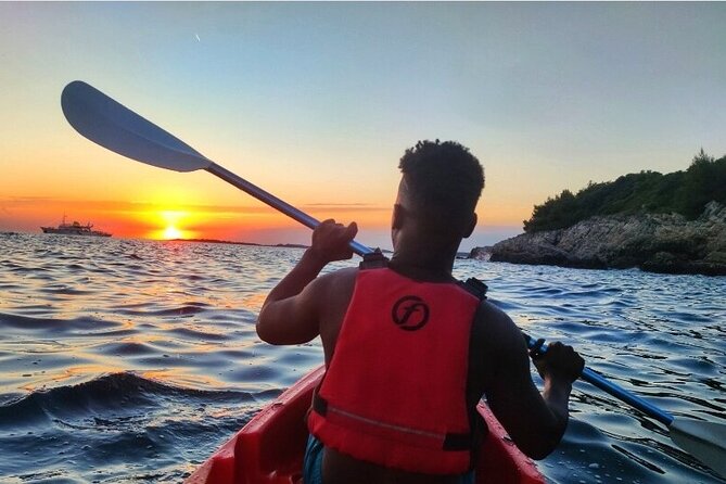 Pula Kayak Sunset - Key Points