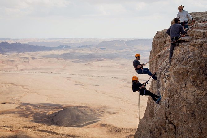 Rappelling Down the Ramon Crater Cliff - Key Points