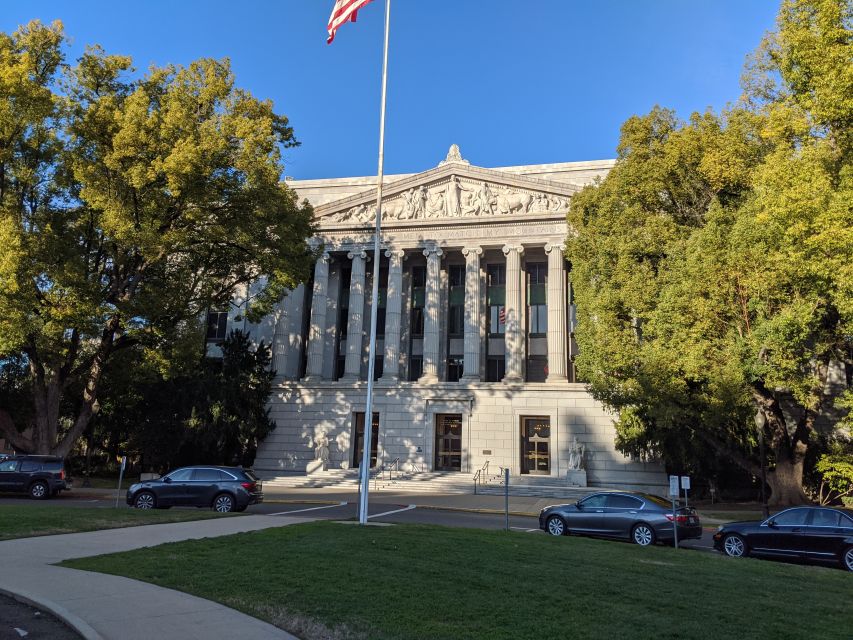 Sacramento: Capitol Park Scavenger Hunt Walking Tour - Key Points