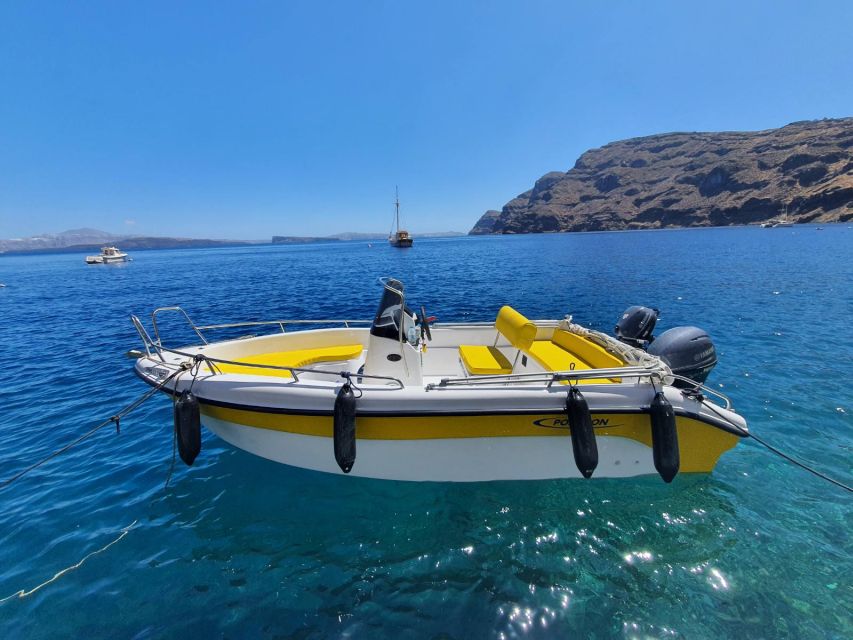 Santorini: License Free Boat - Key Points