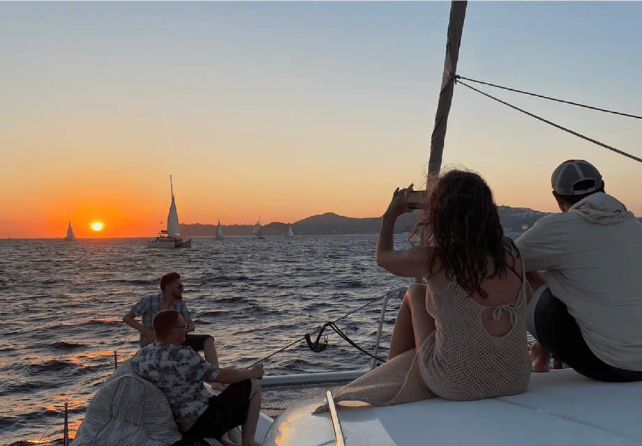 Santorini: Luxury Sunset Cruise With Dinner, Bbq, and Drinks - Booking and Cancellation Policy