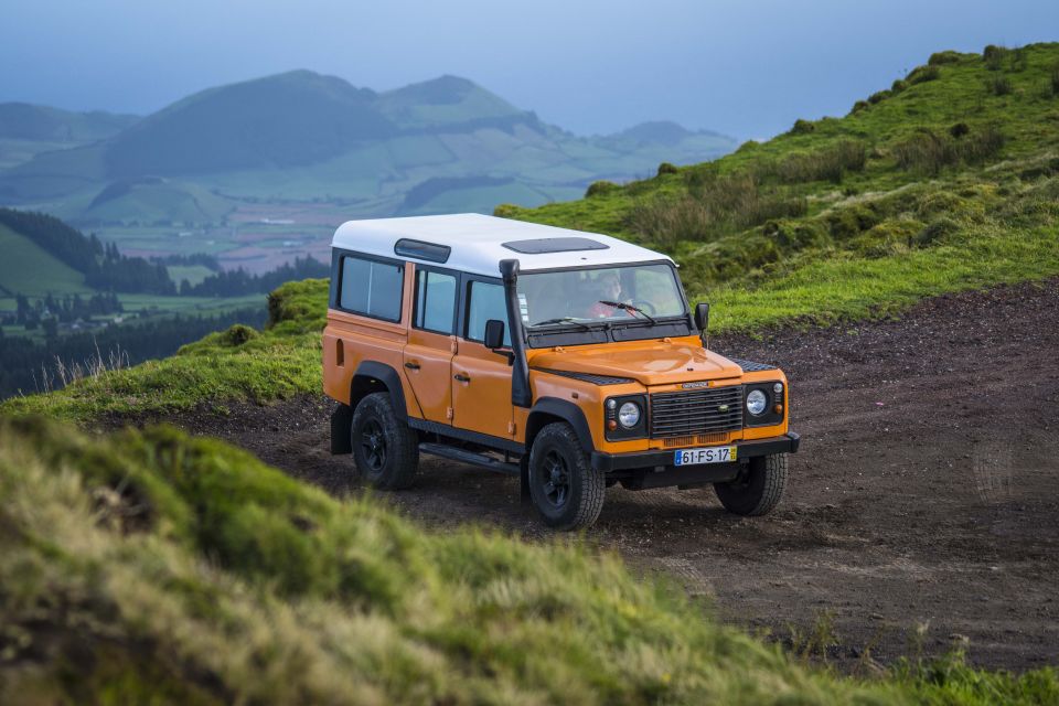 Sao Miguel: Jeep Tour to Sete Cidades & Lagoa Do Fogo - Key Points