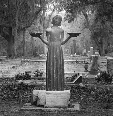 Savannah: Midnight In The Garden Of Good And Evil Walk Key Points