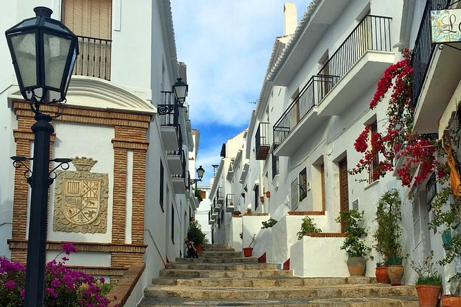 Semi-Private Tour to Frigiliana and the Lost Village With Lunch Included - Key Points