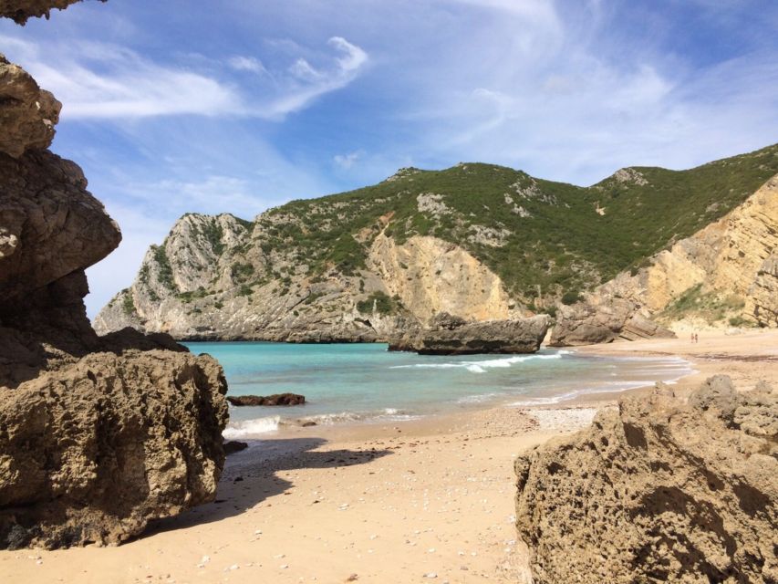 Sesimbra: Wild Beaches and Caves Boat Tour - Key Points