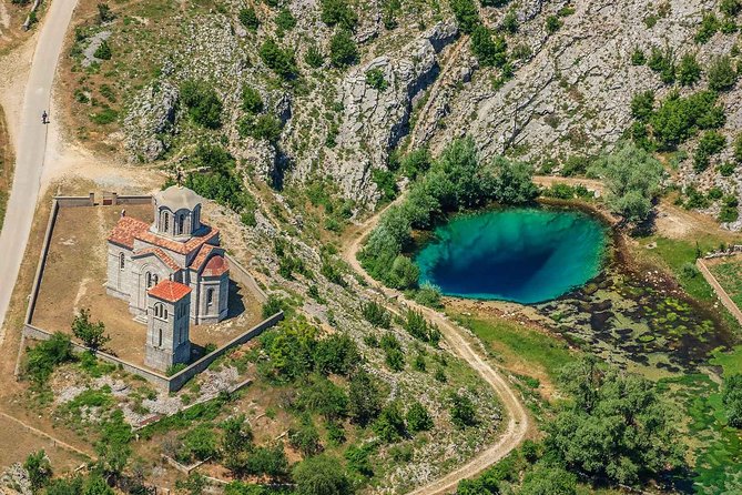 Sinj: Panoramic Flight Over Peruca Lake and Dinara Mountain - Key Points