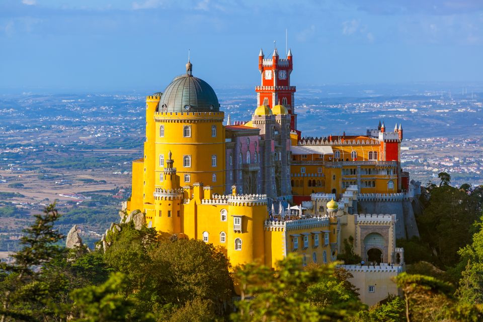 Sintra, Cascais, and Cabo Da Roca Private Tour From Lisbon - Key Points