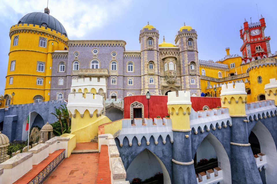 Small-Group - Sintra, Coast & Wine Tour From Lisbon - Key Points