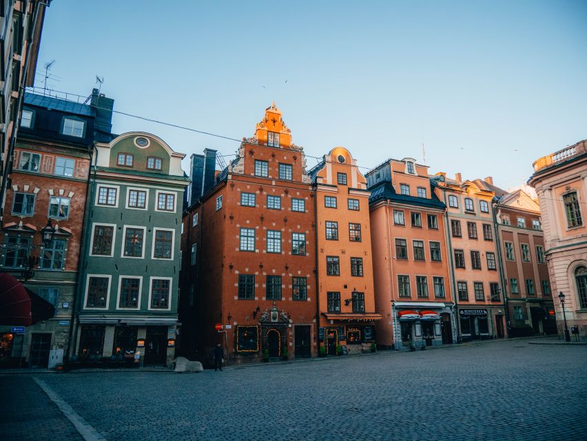 Stockholm: Old Town & City Tour Walking Tours - Key Points