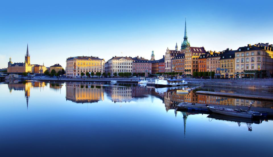 Stockholm: Old Town Guided Historical Walking Tour - Key Points