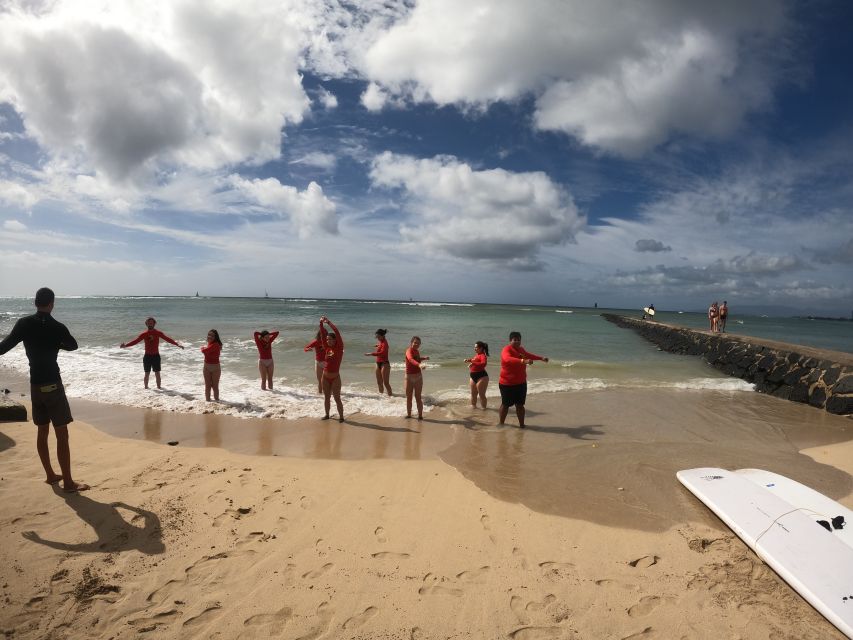 Surfing Lesson in Waikiki, 3 or More Students, 13YO or Older - Key Points