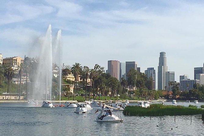 Swan Boat Rental in Echo Park - Key Points