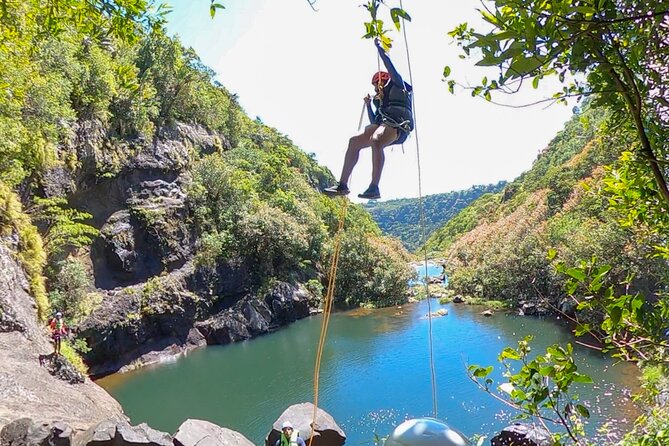 Tamarind Falls Abseiling - Key Points