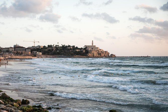 Tel Aviv South Walking Tour: Yafo, Shuk Hakarmel And Neve Tzedek Key Points