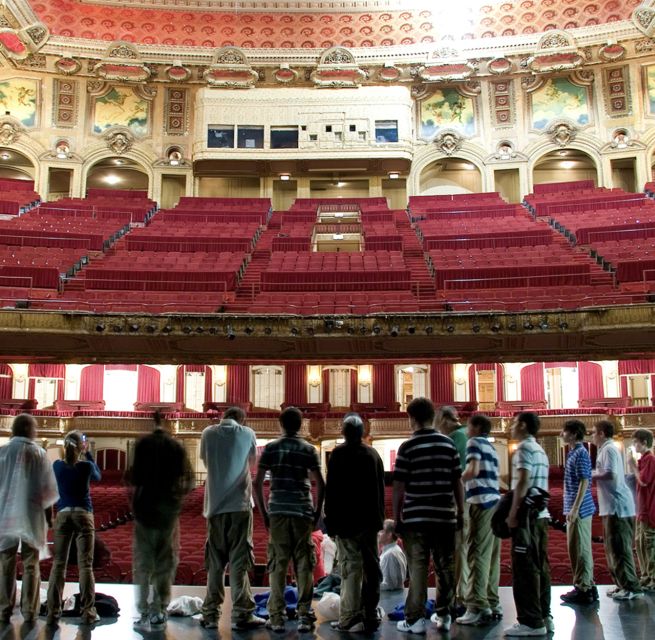 The Chicago Theatre: Tour Experience With Licensed Guide - Key Points