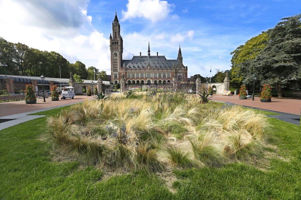 The Hague Private Walking Tour - Key Points