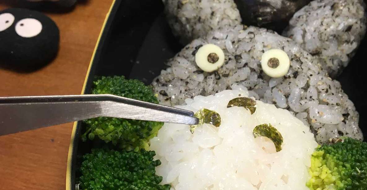 Tokyo: Making a Bento Box With Cute Character Look - Key Points