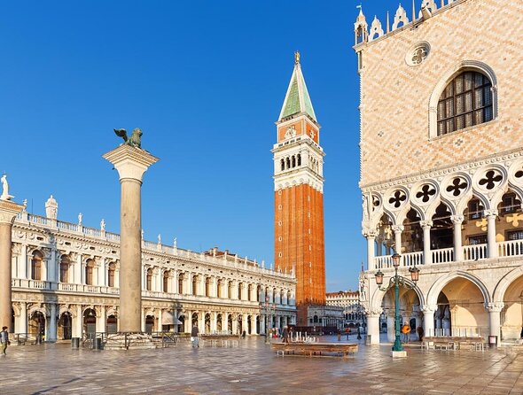 Tour Guide Cristina Guides Venice. Tour of St. Mark's Basilica - Key Points