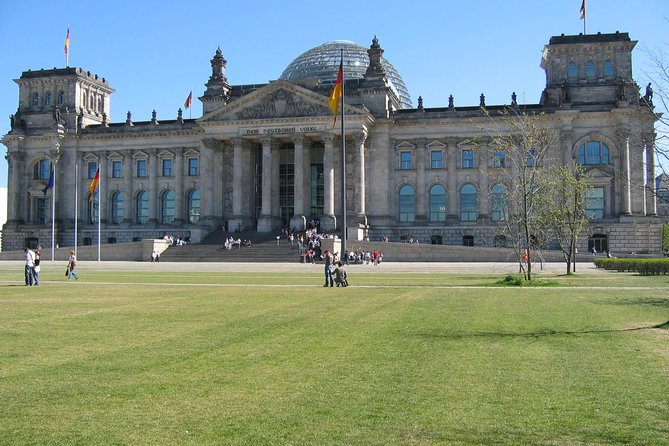 Tours & Sightseeing in English of Berlin, Potsdam and Sachsenhausen - Key Points